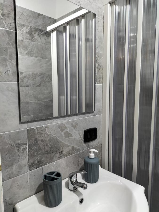 Imperial Room Трані Екстер'єр фото
