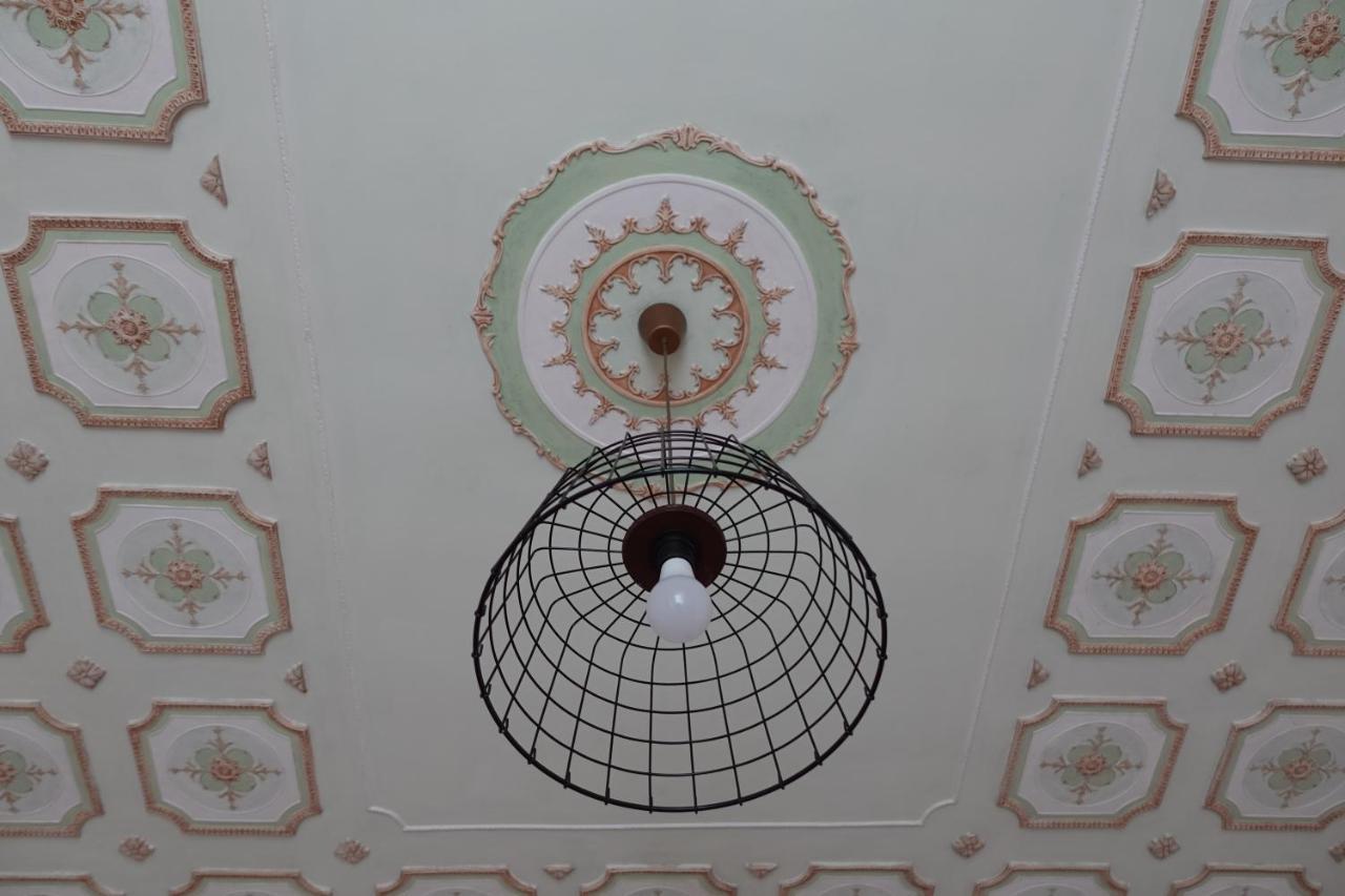 Imperial Room Трані Екстер'єр фото