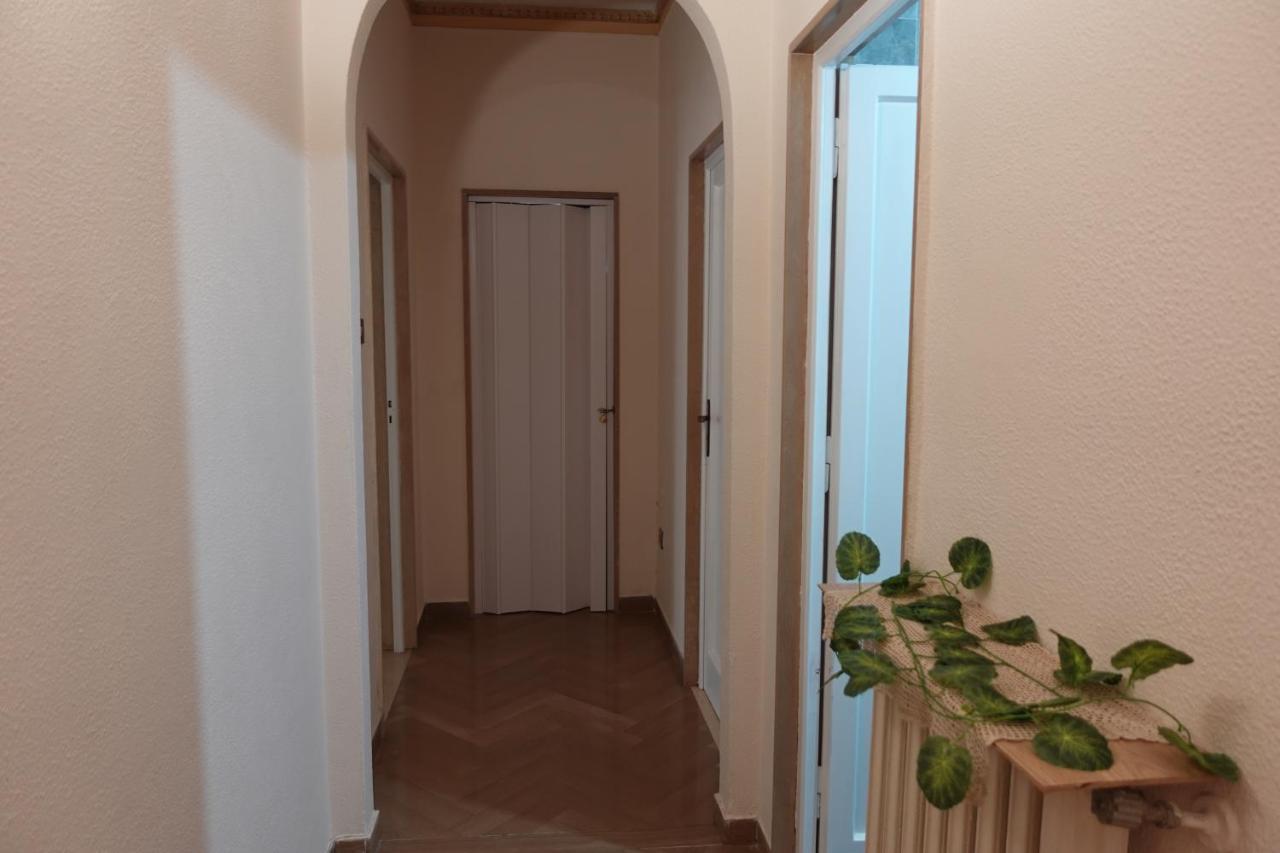 Imperial Room Трані Екстер'єр фото