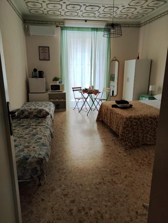Imperial Room Трані Екстер'єр фото